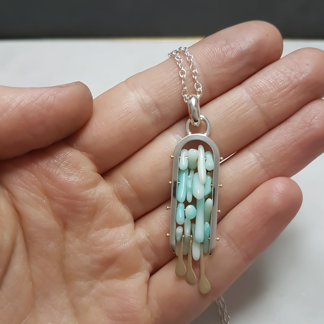 ladder pendant dyed coral