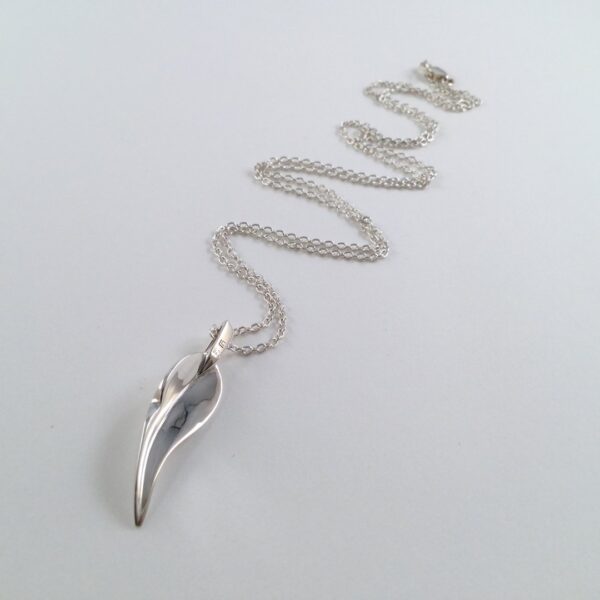 SILVER LEAF PENDANT