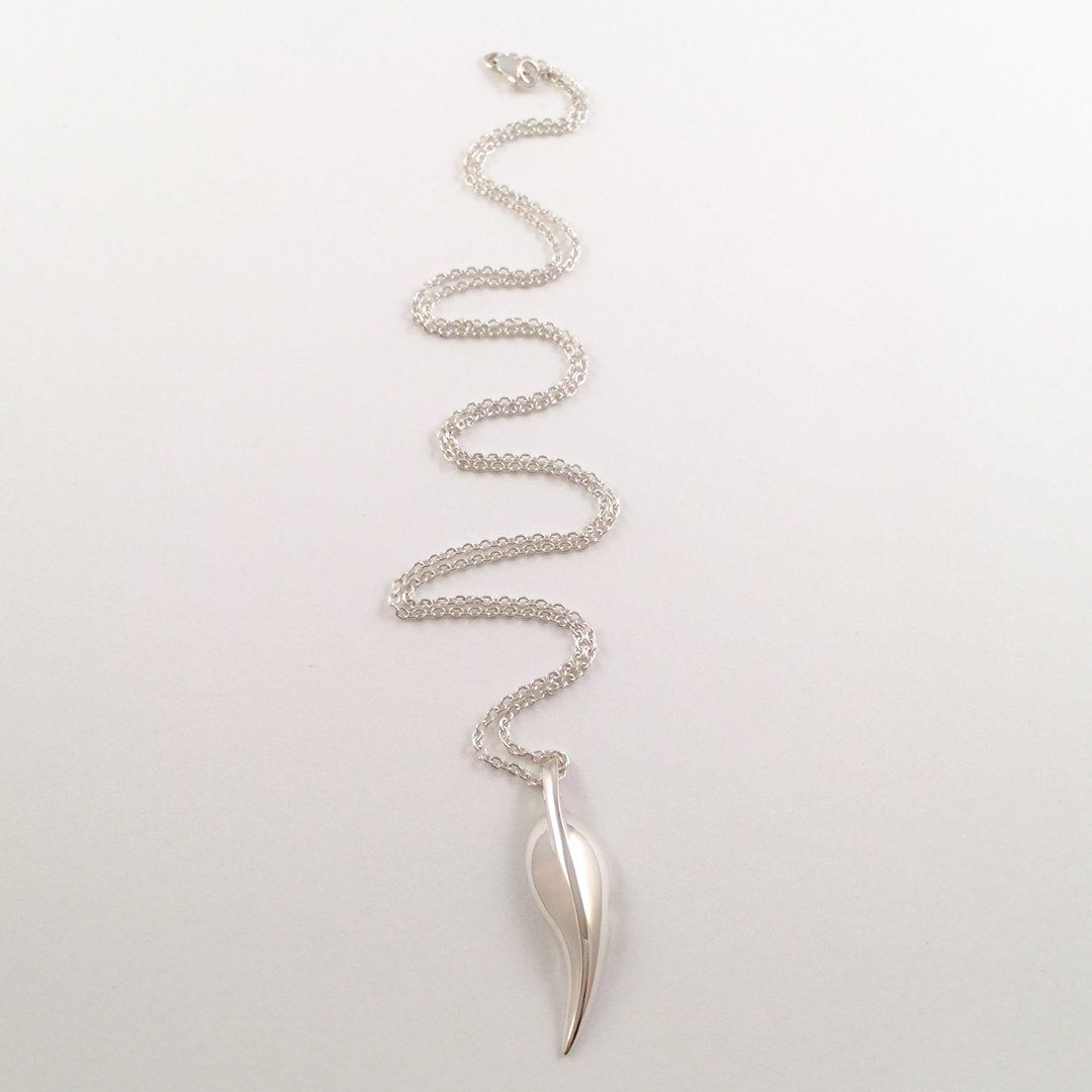 SILVER LEAF PENDANT