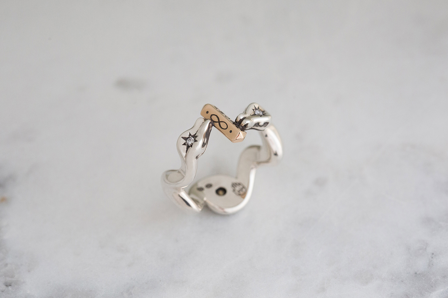 Obelisk Snake Silver