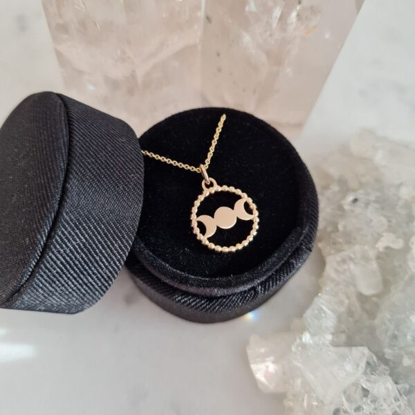 goddess-pendant-plain-yellow-gold