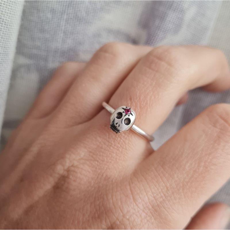 The Hunter - Shrunken Head Ring, Silver & Ruby - Image 6