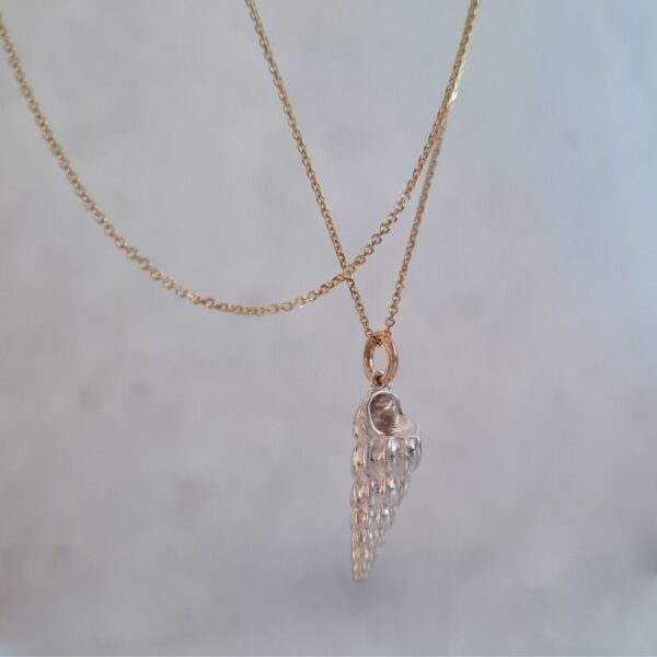 long shell pendant