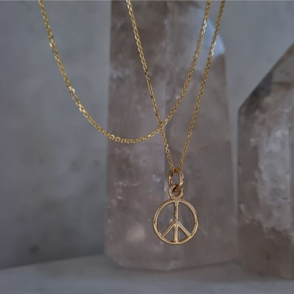 peace-pendant-yellow-gold