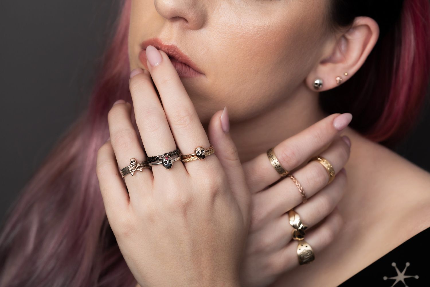 skull-rings-model-juju-gems-jewellery-1