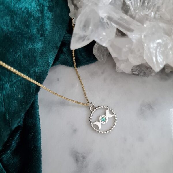 silver Goddess Pendant Emerald set