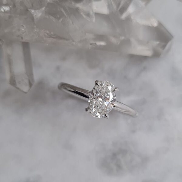 lab-grown-diamond-solitaire-ring-white-gold