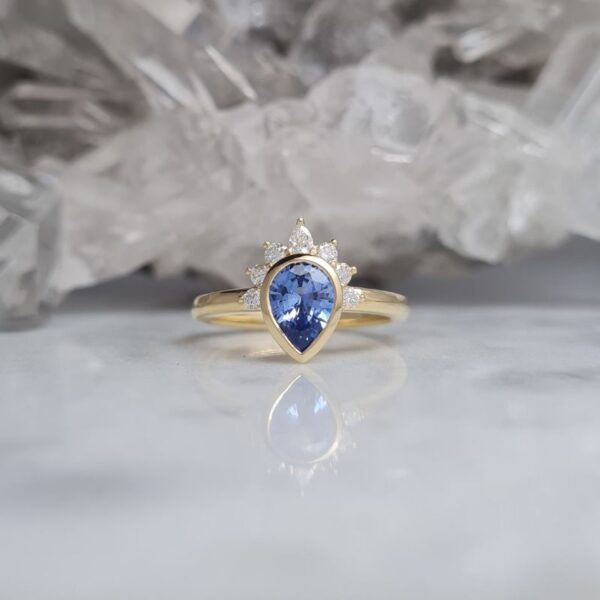 sapphire-diamond-half-halo-ring-yellow-gold-juju-gems-jewellery