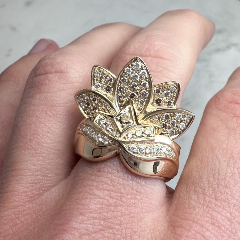 Baby Lotus - Yellow Gold Diamond Set - Image 6
