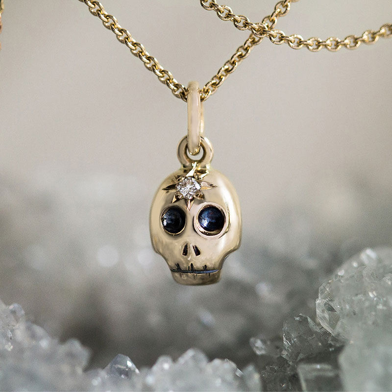 The Hunter - Shrunken Head Pendant, Yellow Gold & Diamond - Image 2