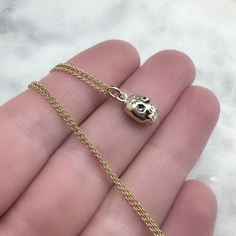 The Hunter - Shrunken Head Pendant, Yellow Gold & Diamond - Image 4